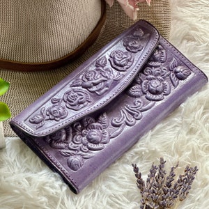 Purple leather Floral Embossed Leather Women's Wallet: A Delightful Fusion of Elegance and Charm