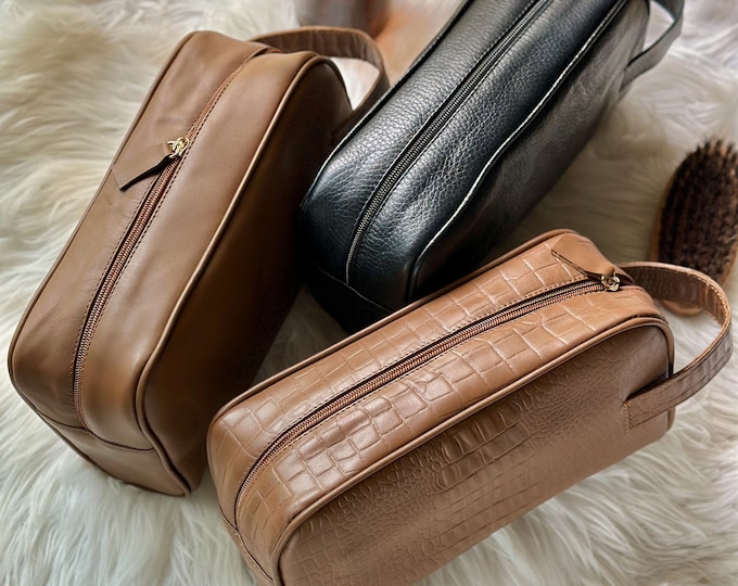 Mens Toiletry Bag Personalized • Leather Toiletry Bag • Travel Bag • Anniversary gift