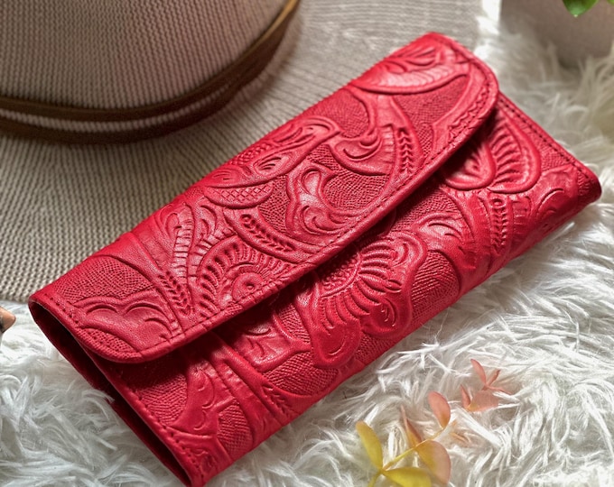 Buttery soft leather wallets for women • wallet women leather • womens wallet • leather gifts for her