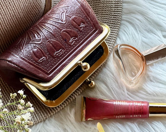 Vintage Style Leather Coin Purse: Handmade Kiss Lock Clasp