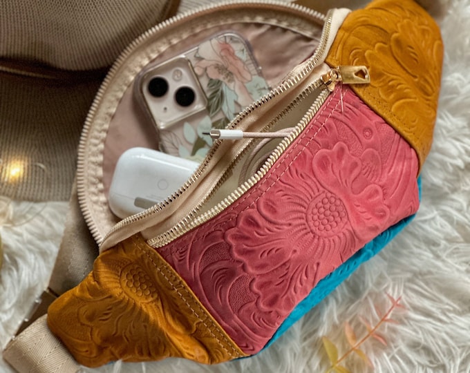 Personalized Leather Fanny Pack – Boho Crossbody Sling Bag for Women