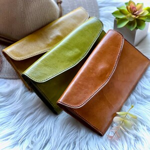 Vintage style leather woman wallet • woman wallet • Gifts for her • Mother's day gift