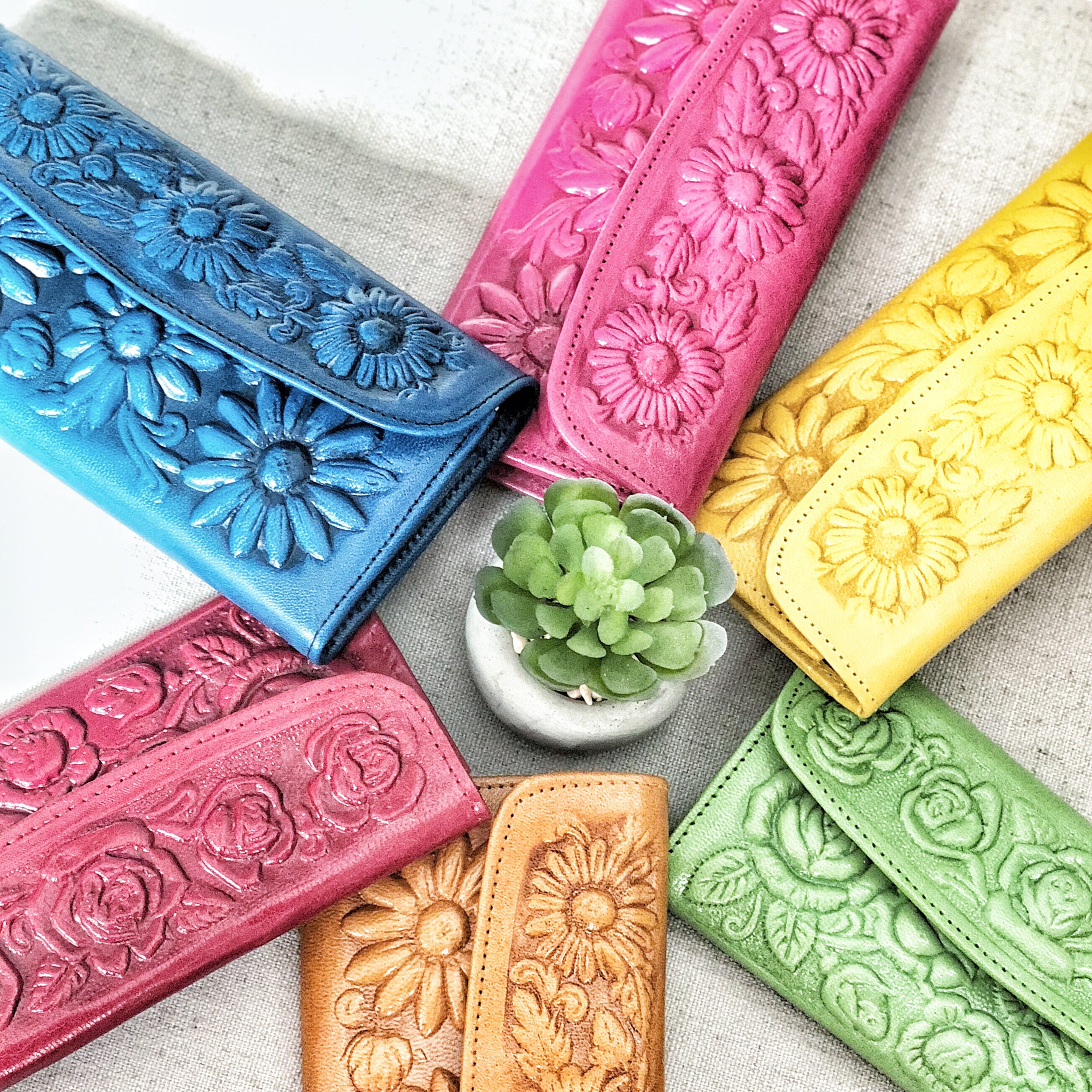 Tooled Leather Wallet, Women's wallet,Mexican Wallet, Hand tooled
