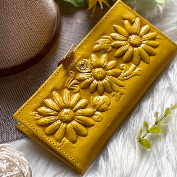 Embossed Sunflower Leather Wallet: Personalized Boho Women's Wallet
