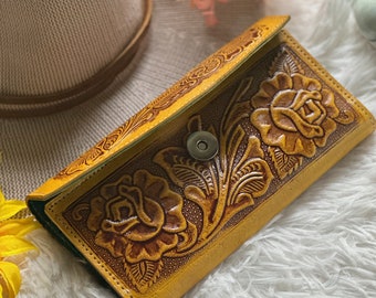 Handcrafted leather wallets for women • women's wallet • personalized gifts for her • roses leather wallet