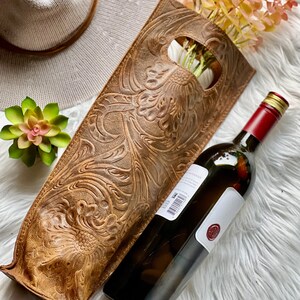 Personalized Leather Wine Tote Bag | Sustainable Wine Carrier for Gifting | Unique Wine Gift for Any Occasion