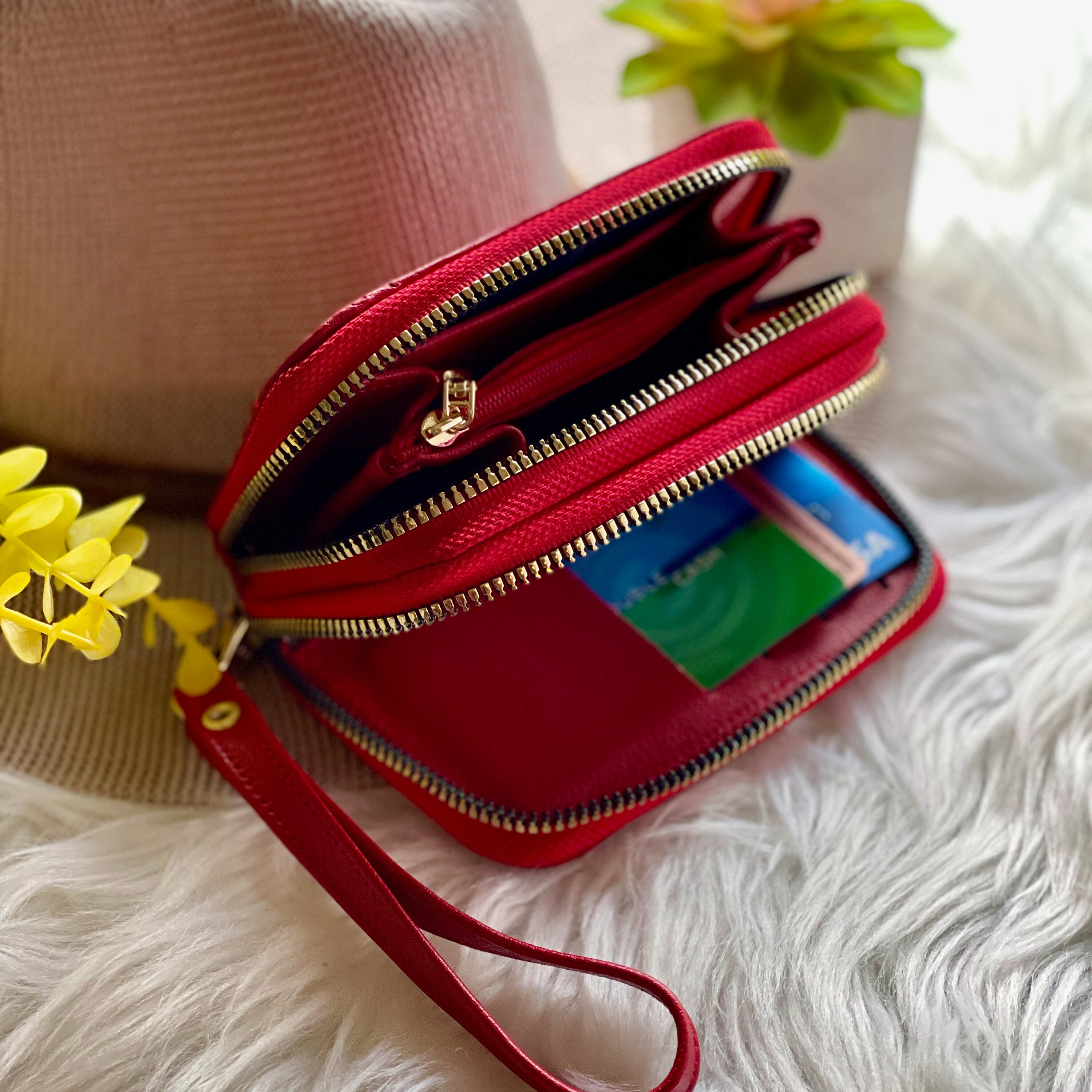 Handmade small wristlet wallet with zipper • women's wristlets wallets