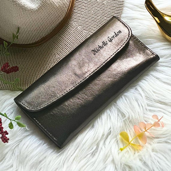 Personalized Handmade Leather Wallets for Women - Sustainable & Stylish Gifts for Her