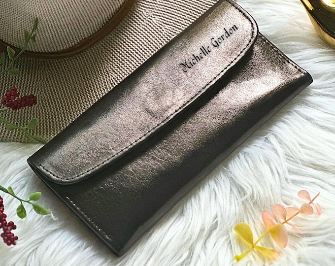 Personalized Handmade Leather Wallets for Women - Sustainable & Stylish Gifts for Her