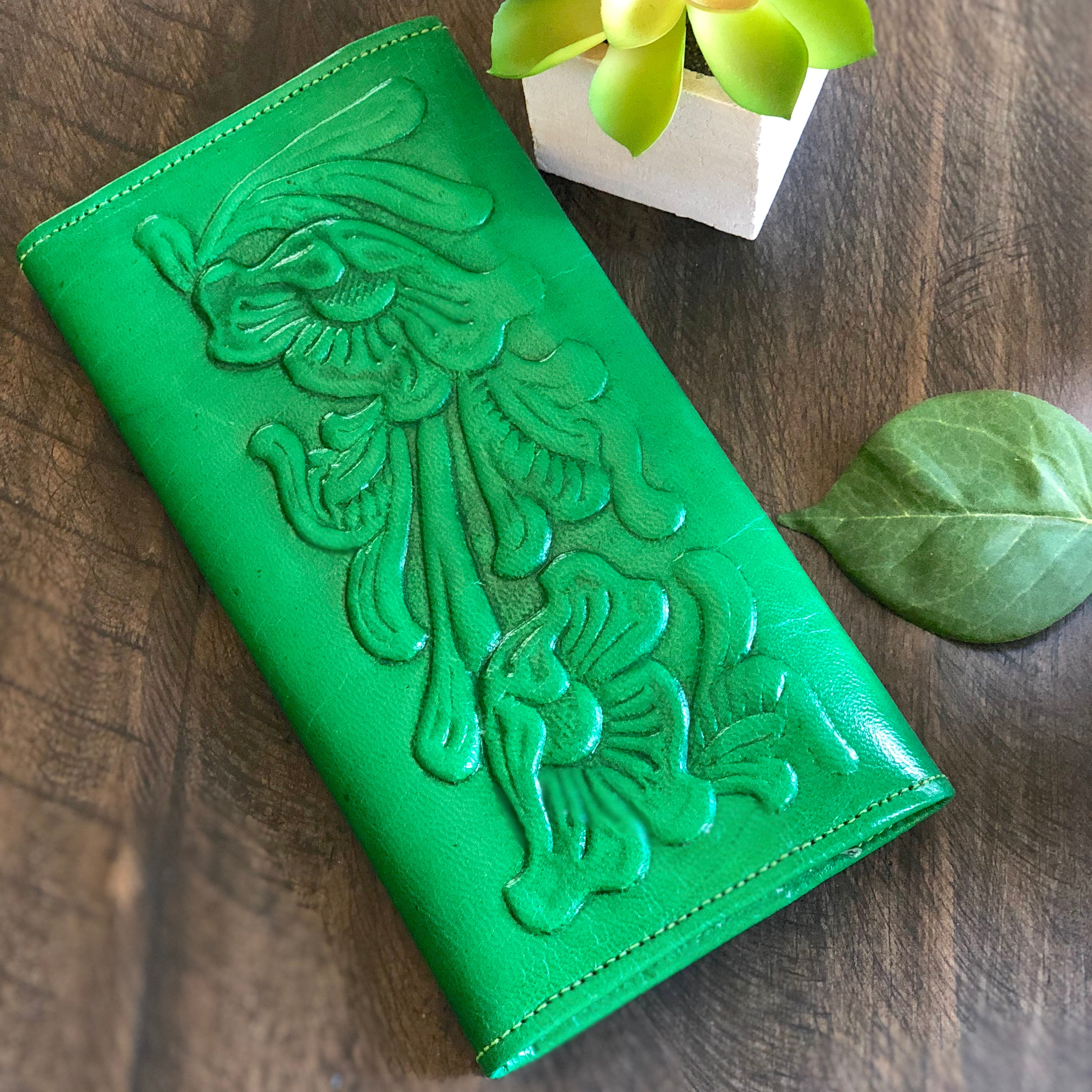 Green Wallet, leather wallet Woman, Boho, Travel wallet, Birthday Gift