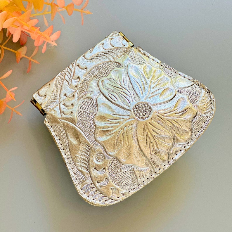 silver leather pouch for women - cute leather pouch - small coin purse - women coin purse - best pouch women - floral coin purse - personalized gifts for women - salylimonusa