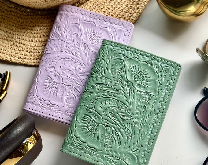Leather Passport Cover • Leather Passport Holder with AirTag Pocket • Christmas Gift for Her