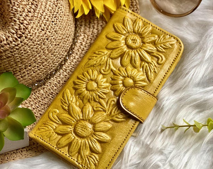 Graduation Gift – Personalized Sunflower Leather Wallet • Gift for Her • Sustainable Leather