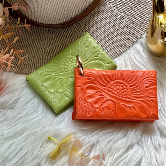 Mini Leather Wallet • Embossed Card Holder with Keychain • Personalized Handmade Pouch