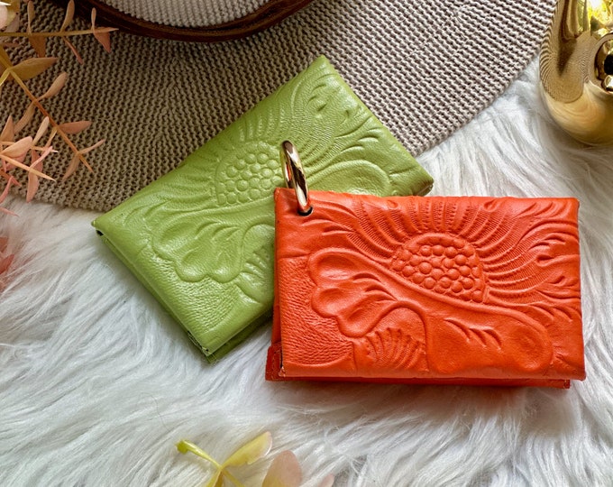 Mini Leather Wallet • Embossed Card Holder with Keychain • Personalized Handmade Pouch