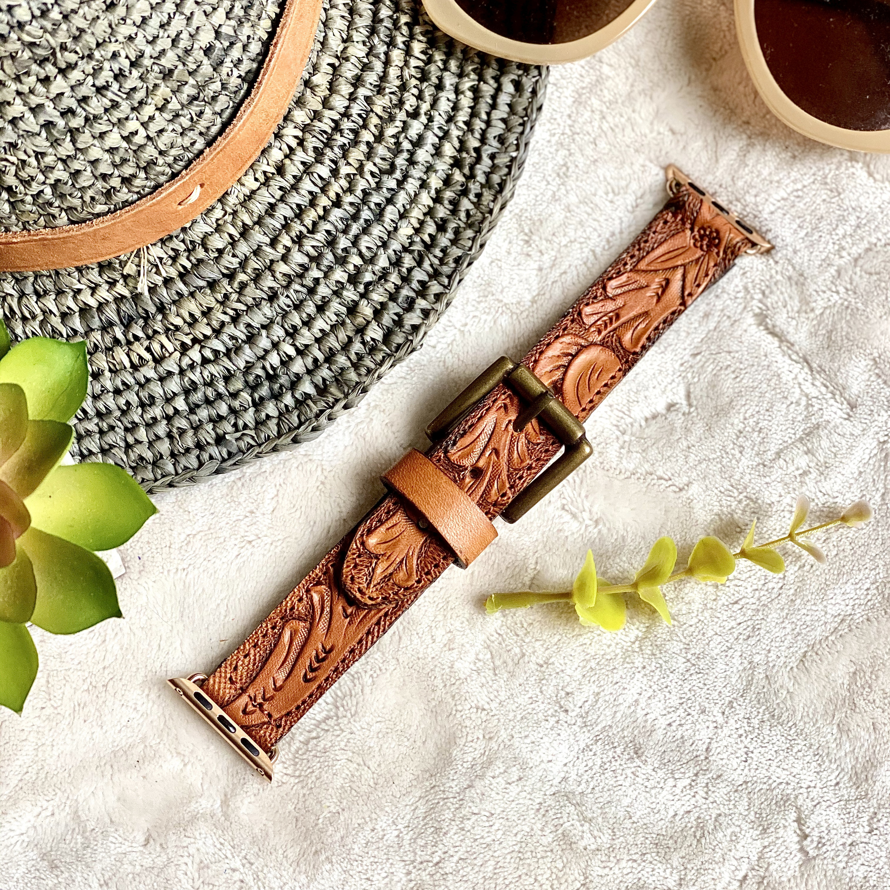 Handmade Tooled Apple Watch Band / Leather watch band. / Apple Watch 38 mm / western leather