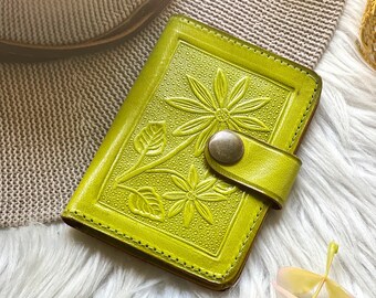 Graduation Gift for Her • Slim Leather Credit Card Holder • Minimalist Wallet for Women • Personalized Boho Wallet
