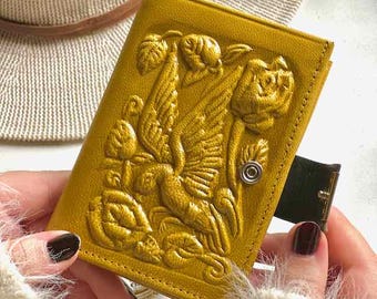 Embossed Bird Leather Wallet • Vintage Style Small Wallet • Handmade