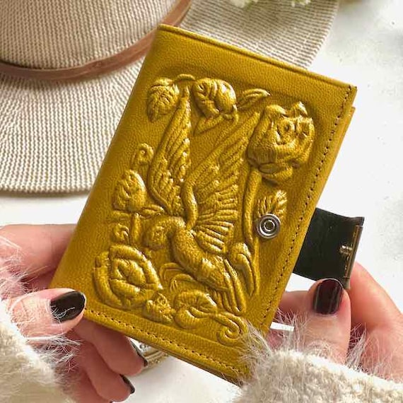 Embossed Bird Leather Wallet • Vintage Style Small Wallet • Handmade