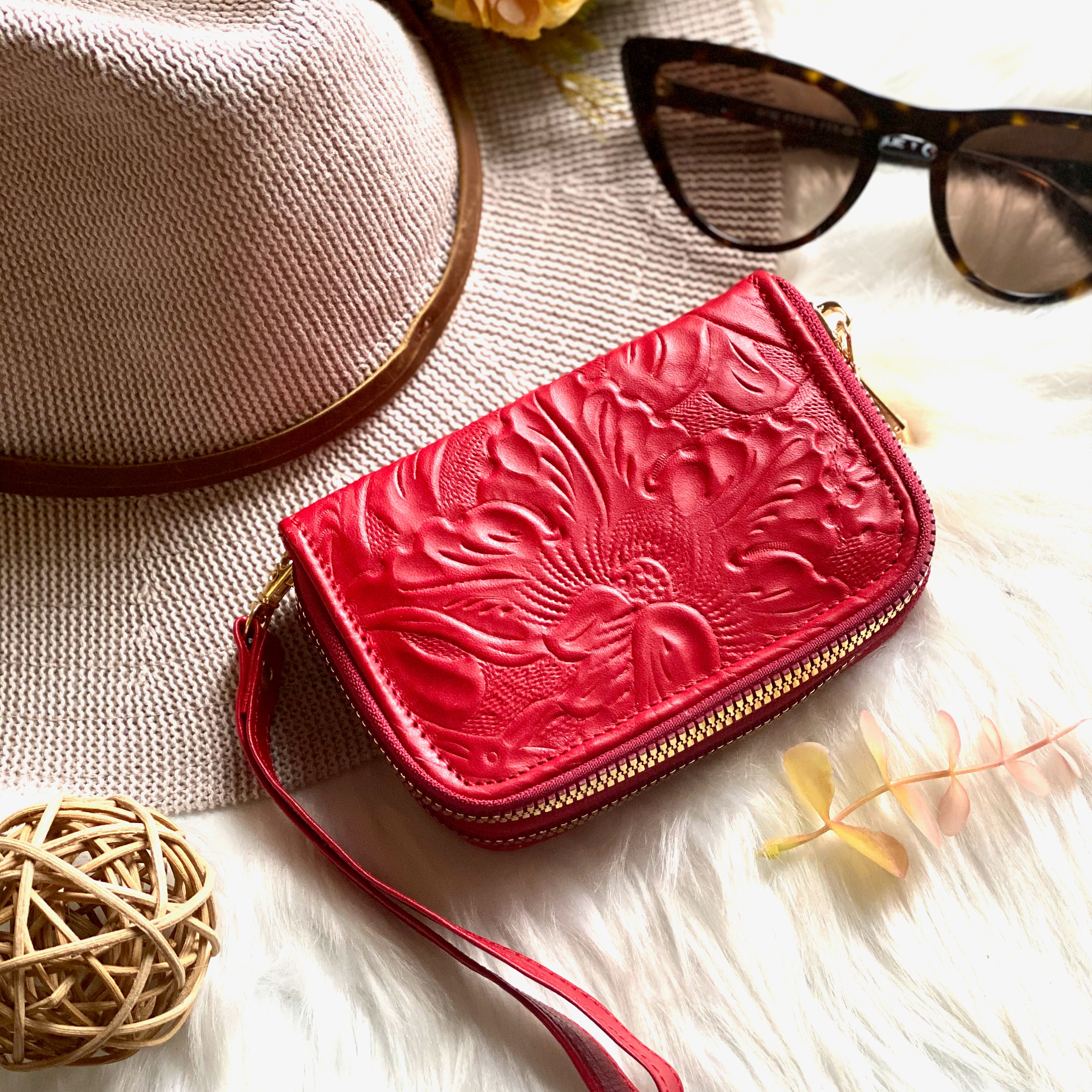 Handmade small wristlet wallet with zipper • women's wristlets wallets