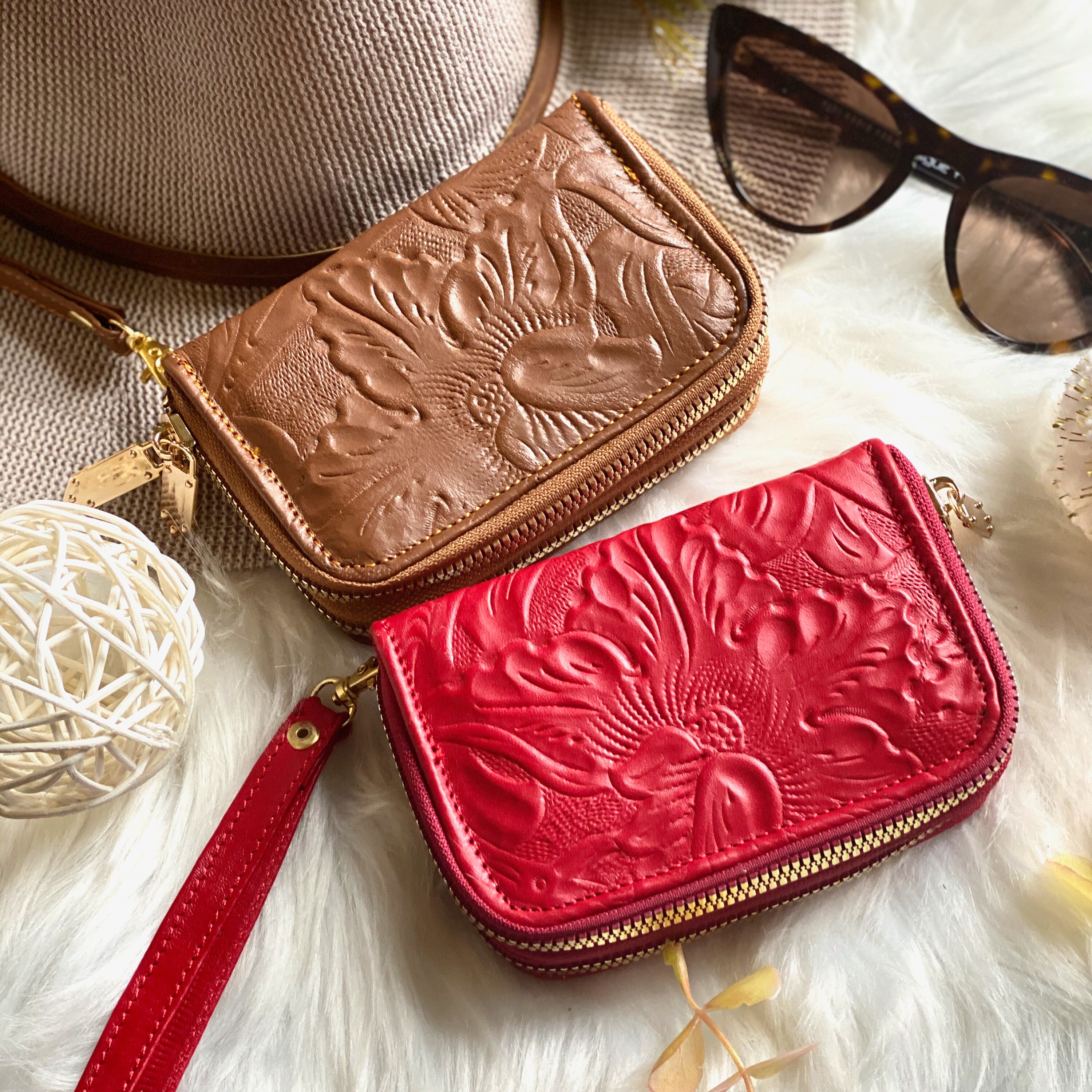 Handmade small wristlet wallet with zipper • women's wristlets wallets