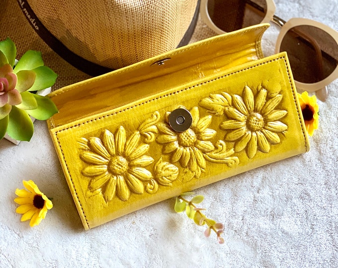 Sunflower Leather Wallet for Women • Personalized Floral Wallet • Boho Chic Handmade Gift • Long Bifold Sustainable Wallet