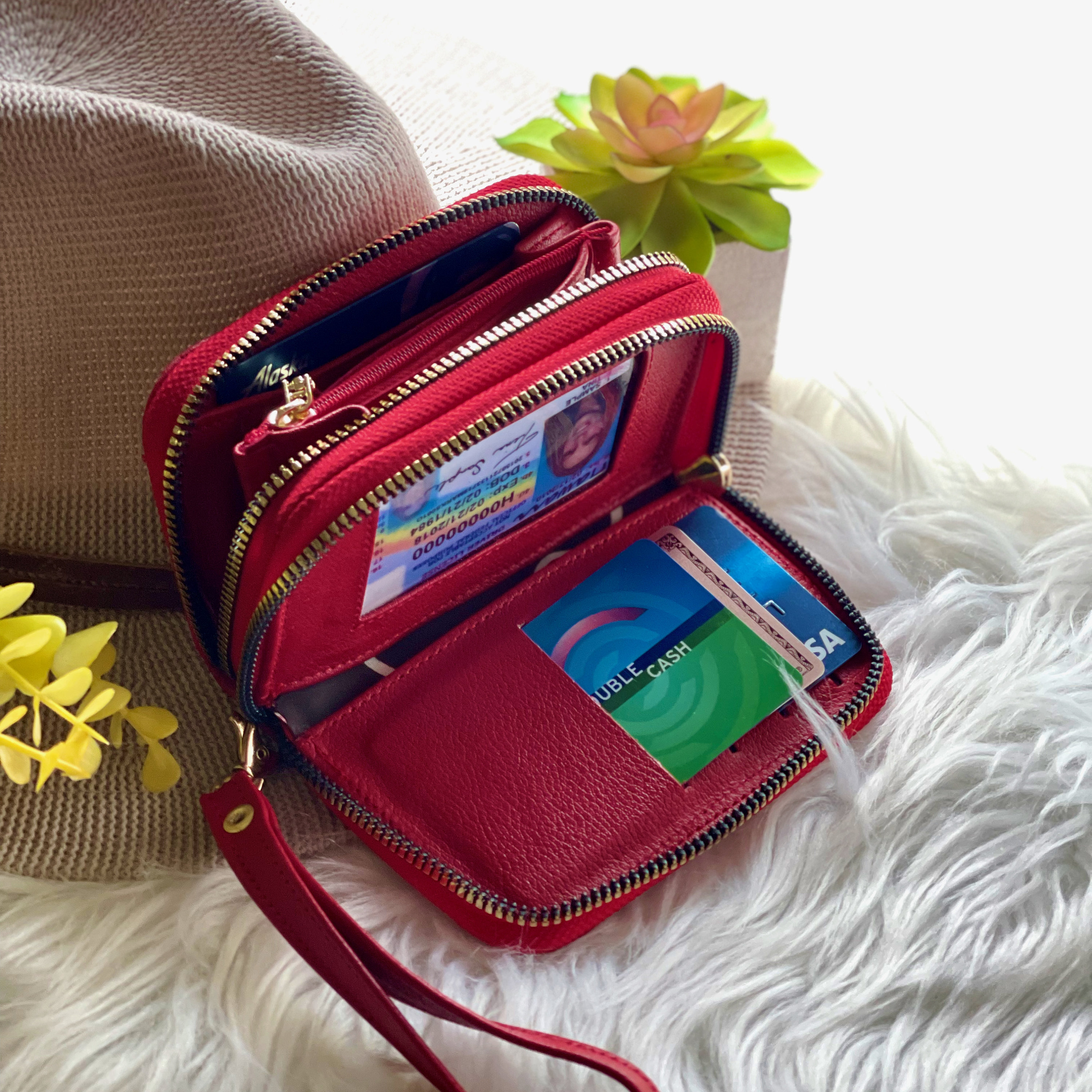 Handmade small wristlet wallet with zipper • women's wristlets wallets