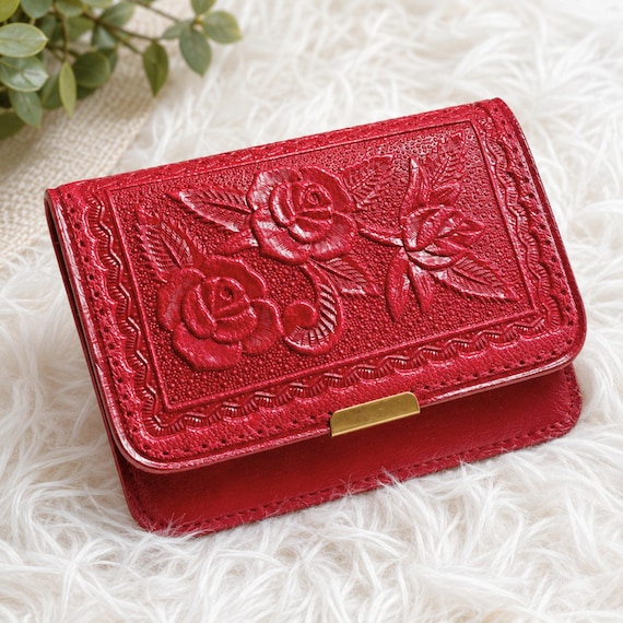 Small Rose-Embossed Leather Wallet with Keyring, Personalized for Women