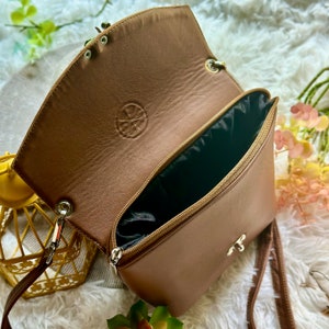Leather Crossbody	Handmade Crossbody	Small Bag	Boho Crossbody Bag	Woman Purse	Bag for women	Messenger bag	Bags and Purses	Cross Body Purse	small leather purse	saddle bag women	bags for women	personalized gifts