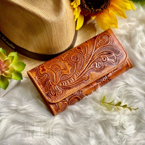 Tooled leather woman wallet • wallets for women • credit cards purse • personalized gifts