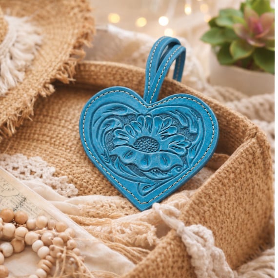 Personalized Heart Leather Luggage Tag, Hand Tooled Floral Travel Tag, Engraved Western Gift for Traveler, Bridesmaid Honeymoon Gift