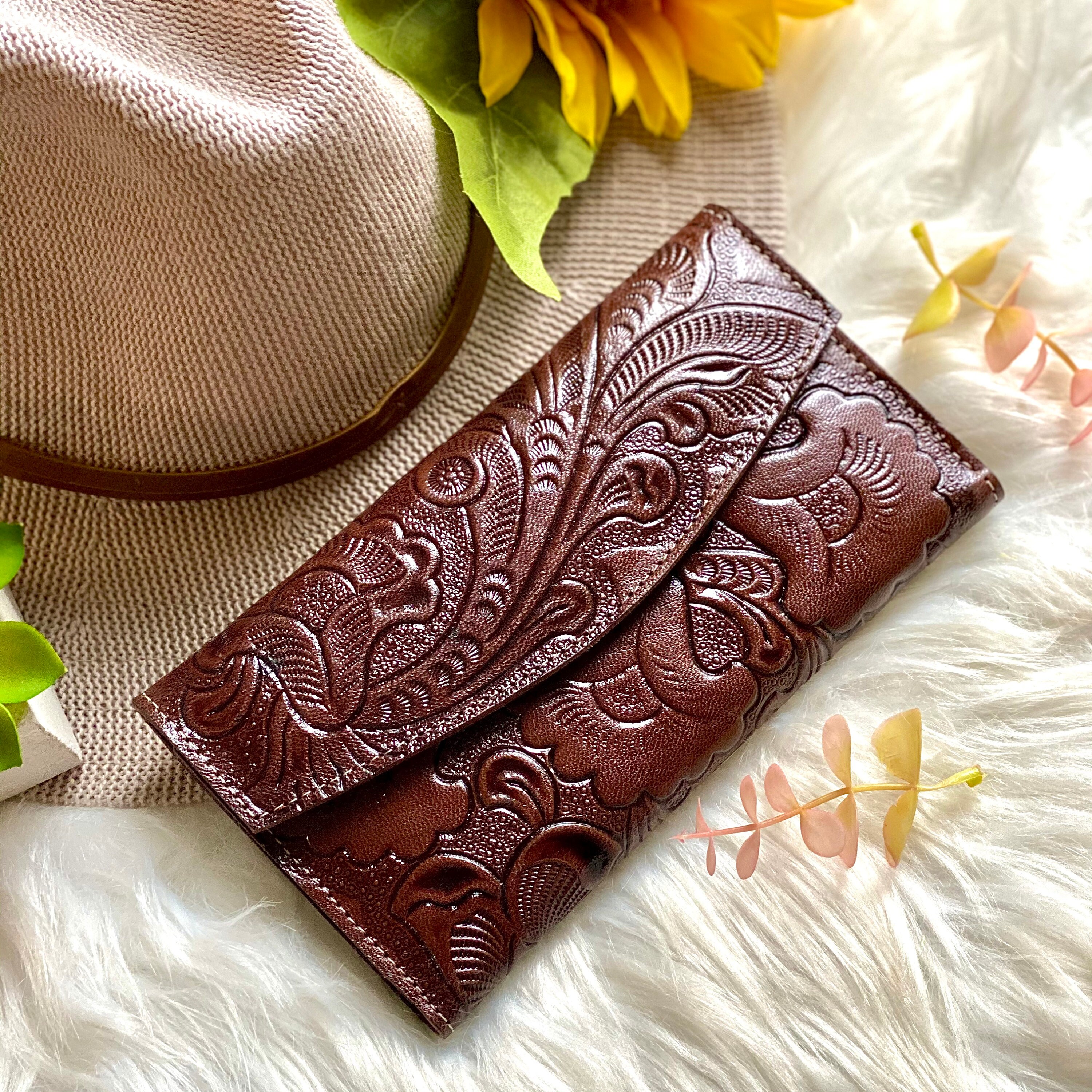 Leather woman wallet •Women's wallets • Leather wallet women's• gifts
