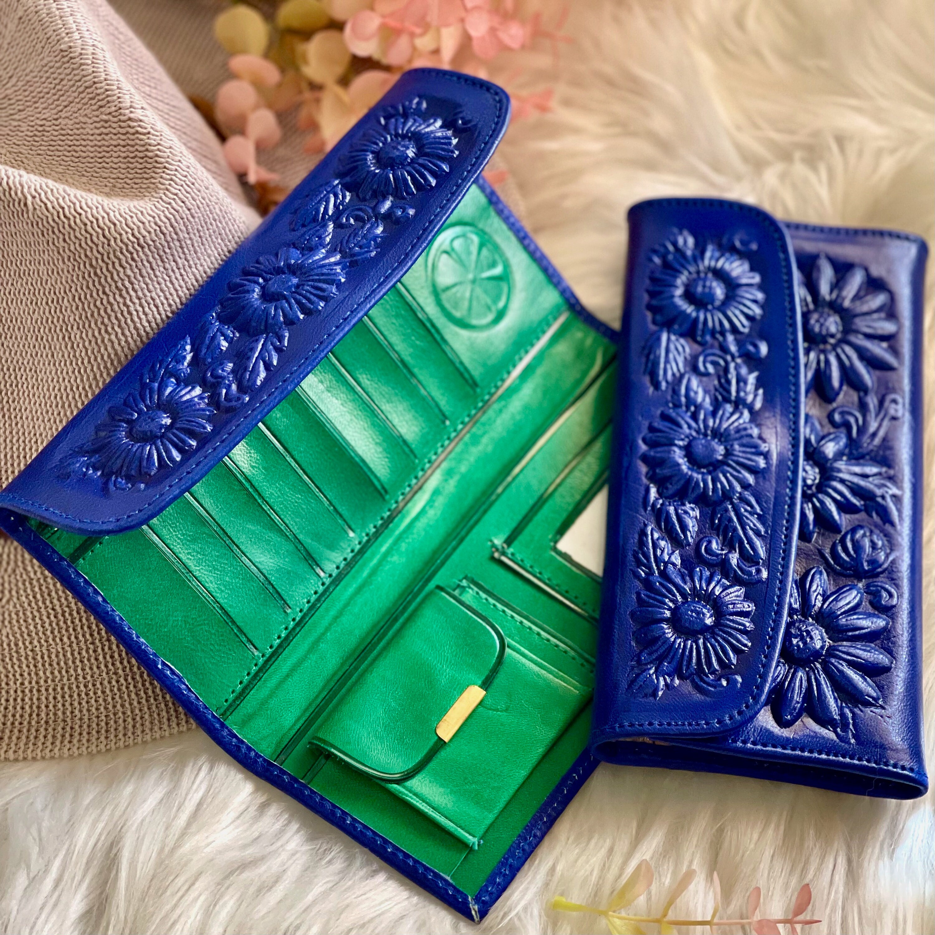 Sunflower Leather wallets for women• Bohemian Wallet• Wallet Women's