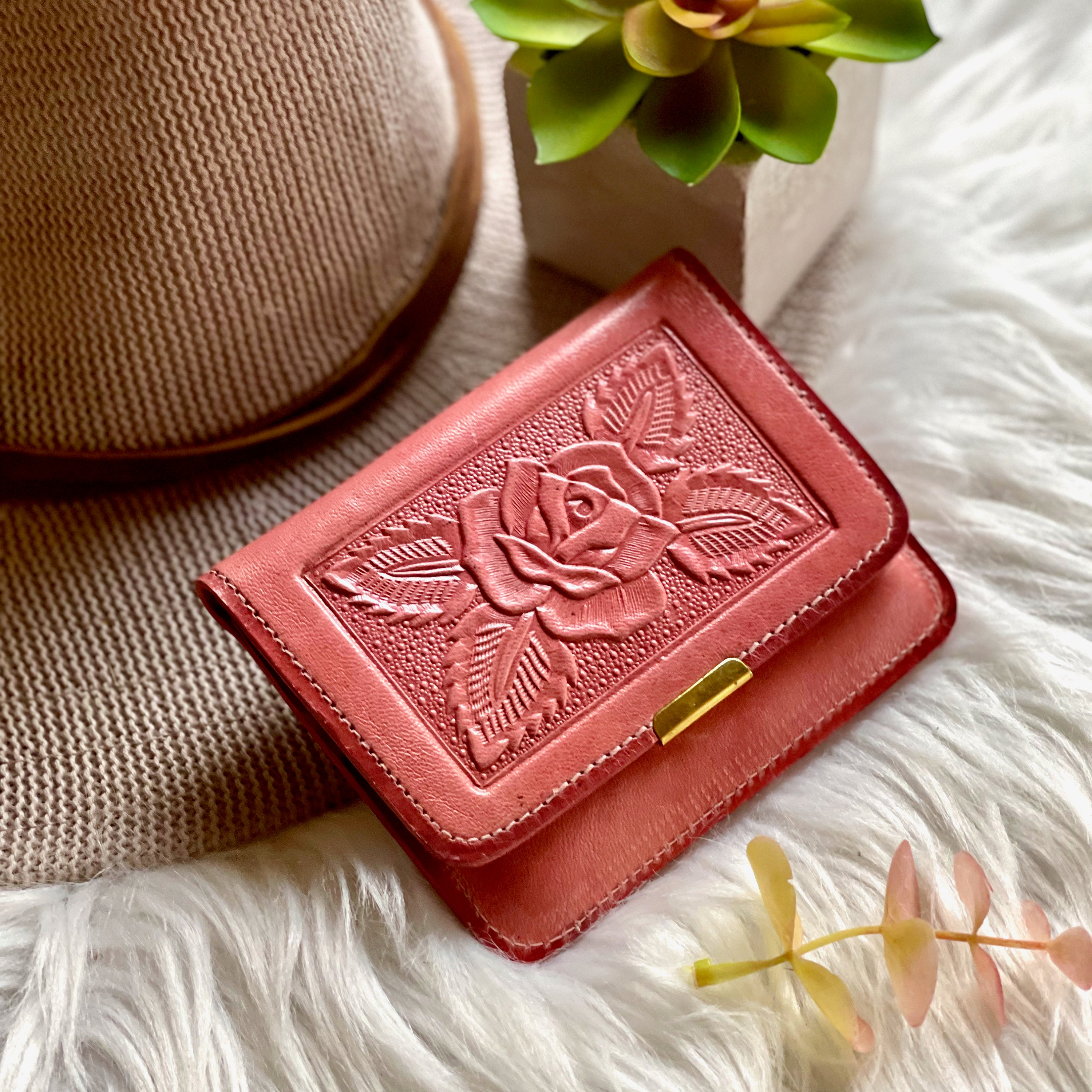 wallet pink flower