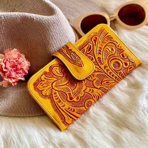 Handmade sustainable authentic leather women wallets • Tooled bohemian wallets • Gifts for her