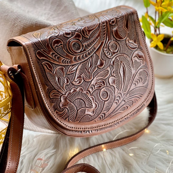 Boho Small crossbody bag •  Saddle Bag