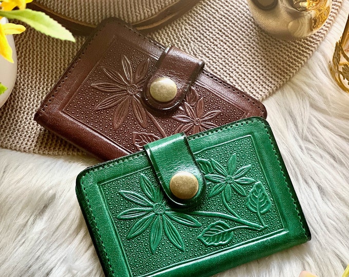 Handcrafted Slim Leather Credit Card Holder: Boho Daisy Minimalist Women's Wallet