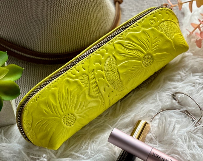 Personalized Makeup Cases and Unique Gifts • Cosmetic bags •  Personalized Gifts