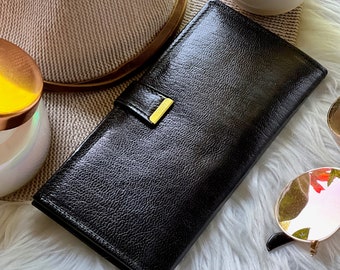 Slim leather wallets