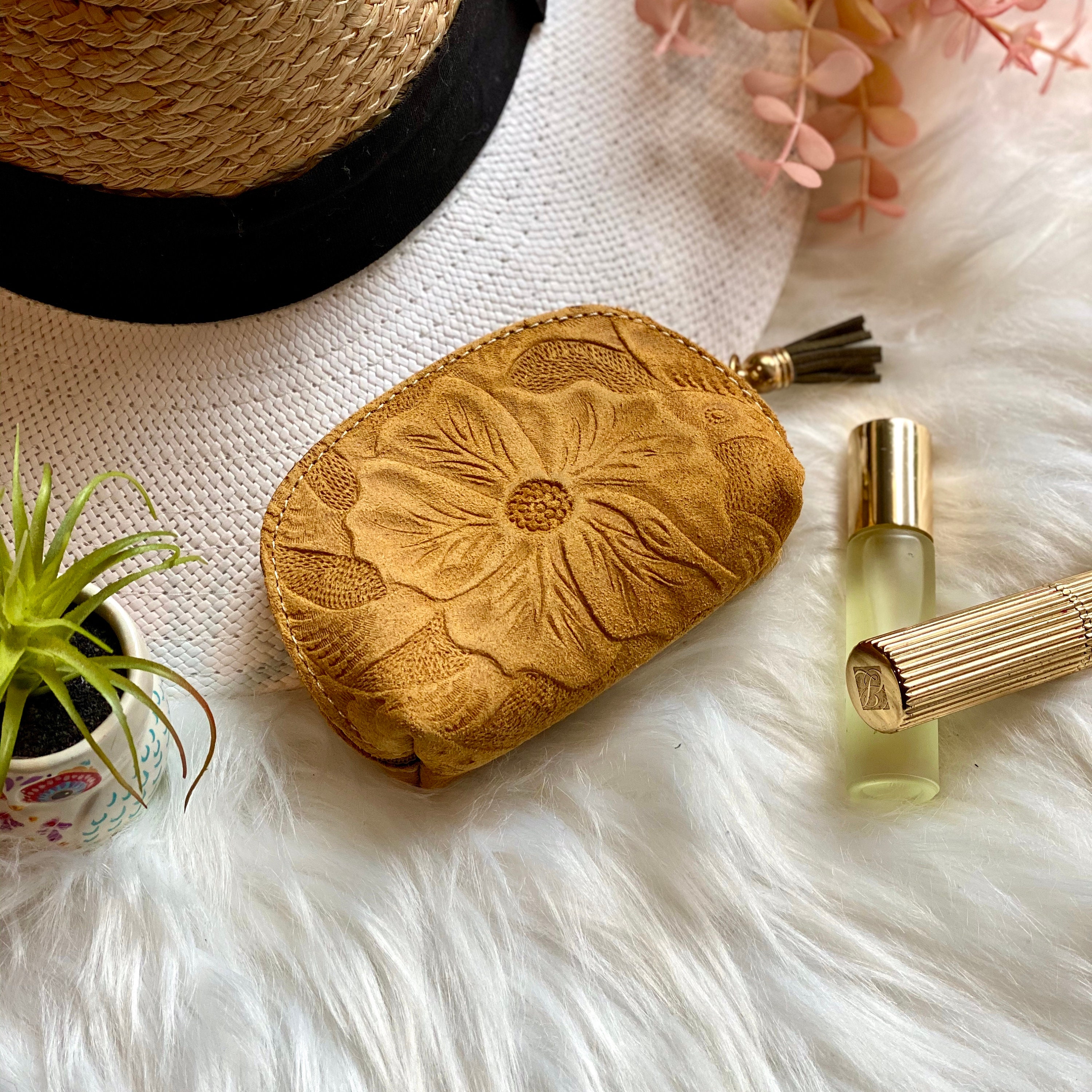 Handmade authentic leather small cosmetic bag small leather pouch