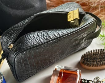 Personalized Leather Dopp Kit • Handmade Men’s Toiletry Bag • Custom Travel Case • Monogrammed Grooming Gift • Boyfriend Gift Idea
