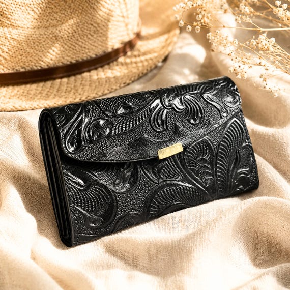 Tooled Leather Wallet for Women, Small Western Floral Card Holder, Compact Coin Purse, Personalized Gift for Her