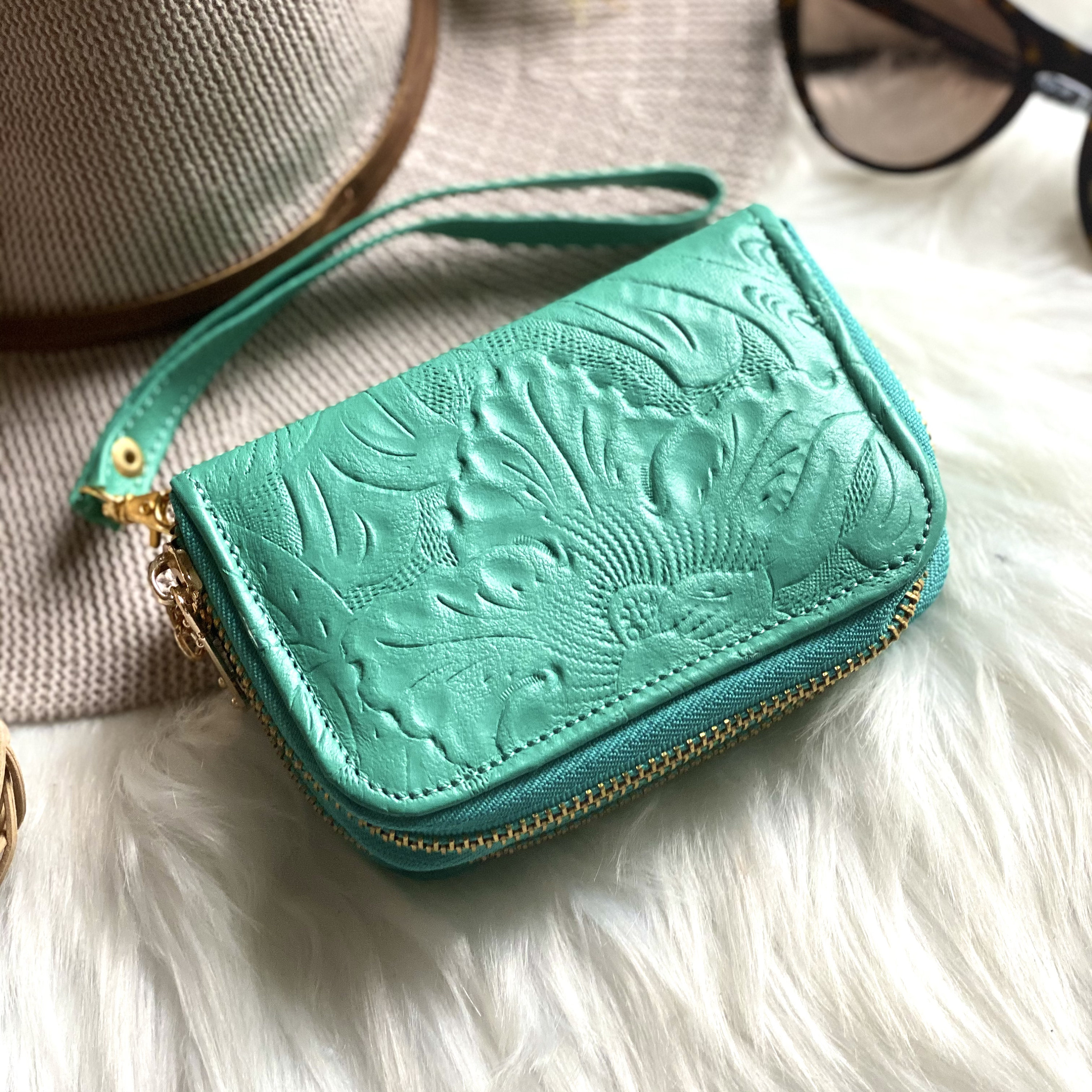 Handmade small wristlet wallet with zipper Women's Wallets Leather