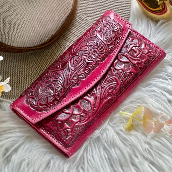 Personalized Leather Wallet for Women – Tooled Floral Western Wallet – Engraved Anniversary Gift for Wife or Mom