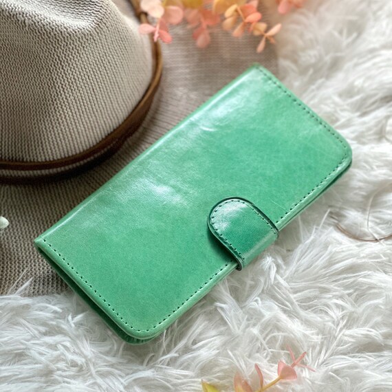 Personalized Green Leather Bifold Wallet: Slim Women's Wallet