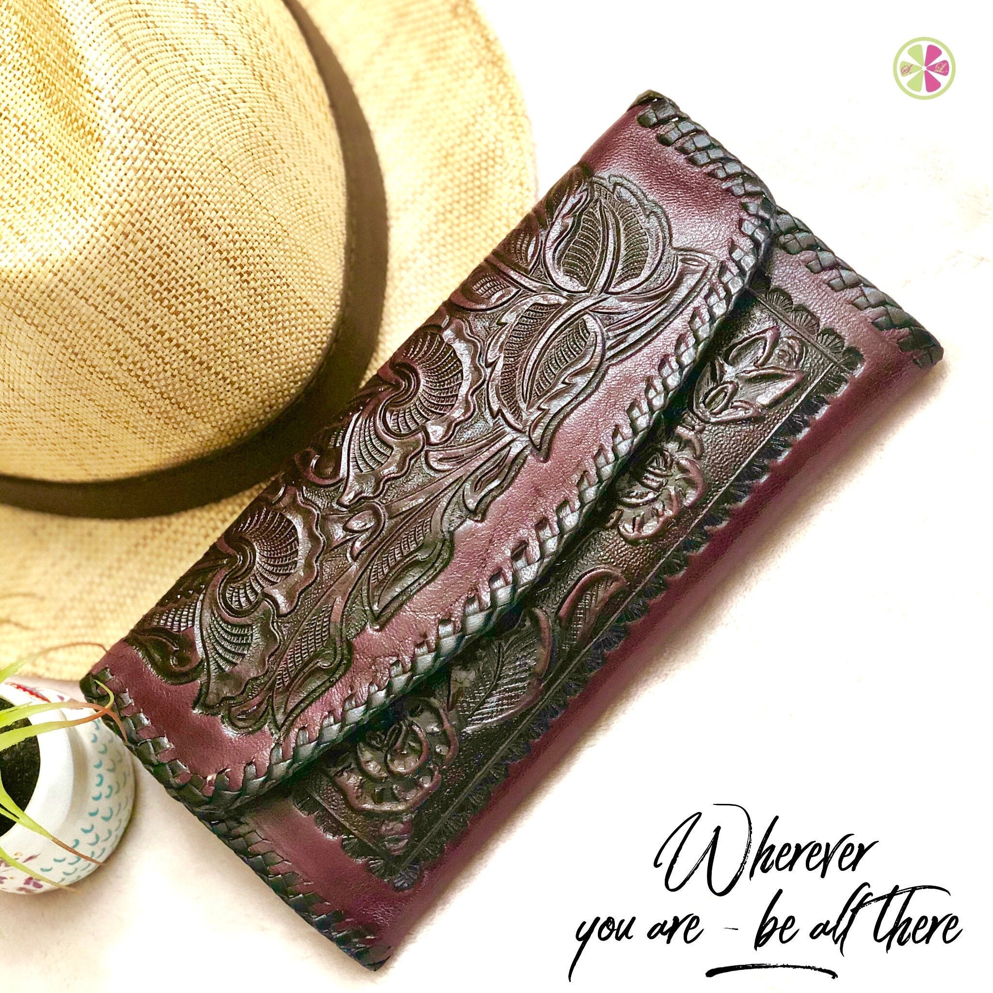 Western tooled leather woman wallet*Leather Wallets for Women*Women