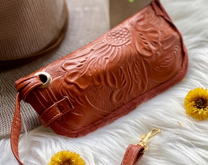 Leather glasses case • personalized glasses case • personalized gifts • sunglasses case • reading glasses case