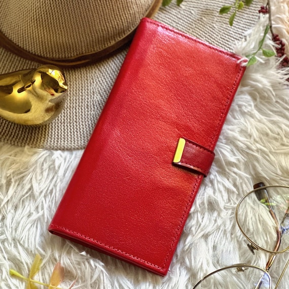 Minimalist handmade leather women's wallets •   slim wallets for women • anniversary gifts
