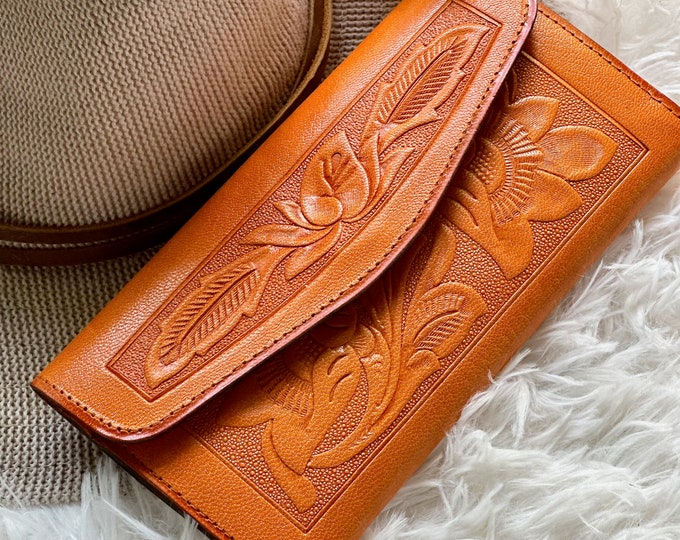 Embossed leather cute wallets for women •  personalized wallets • Vintages style wallets • ladies wallets • personalized gifts