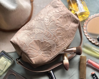 Handmade Leather Makeup Bag • Personalized Cosmetic Bag for Women • Small Travel Toiletry Bag • Engraved Leather Pouch •  Leather Gift